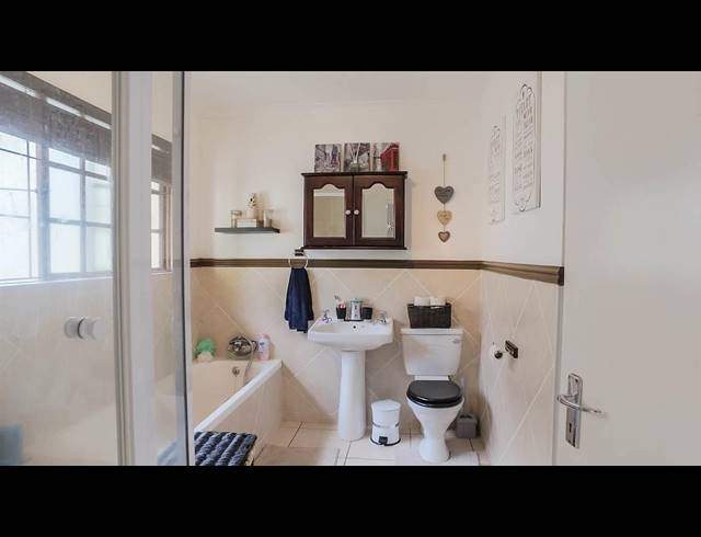 1 BEDROOM TOWNHOUSE RENTED IN GILLITTS